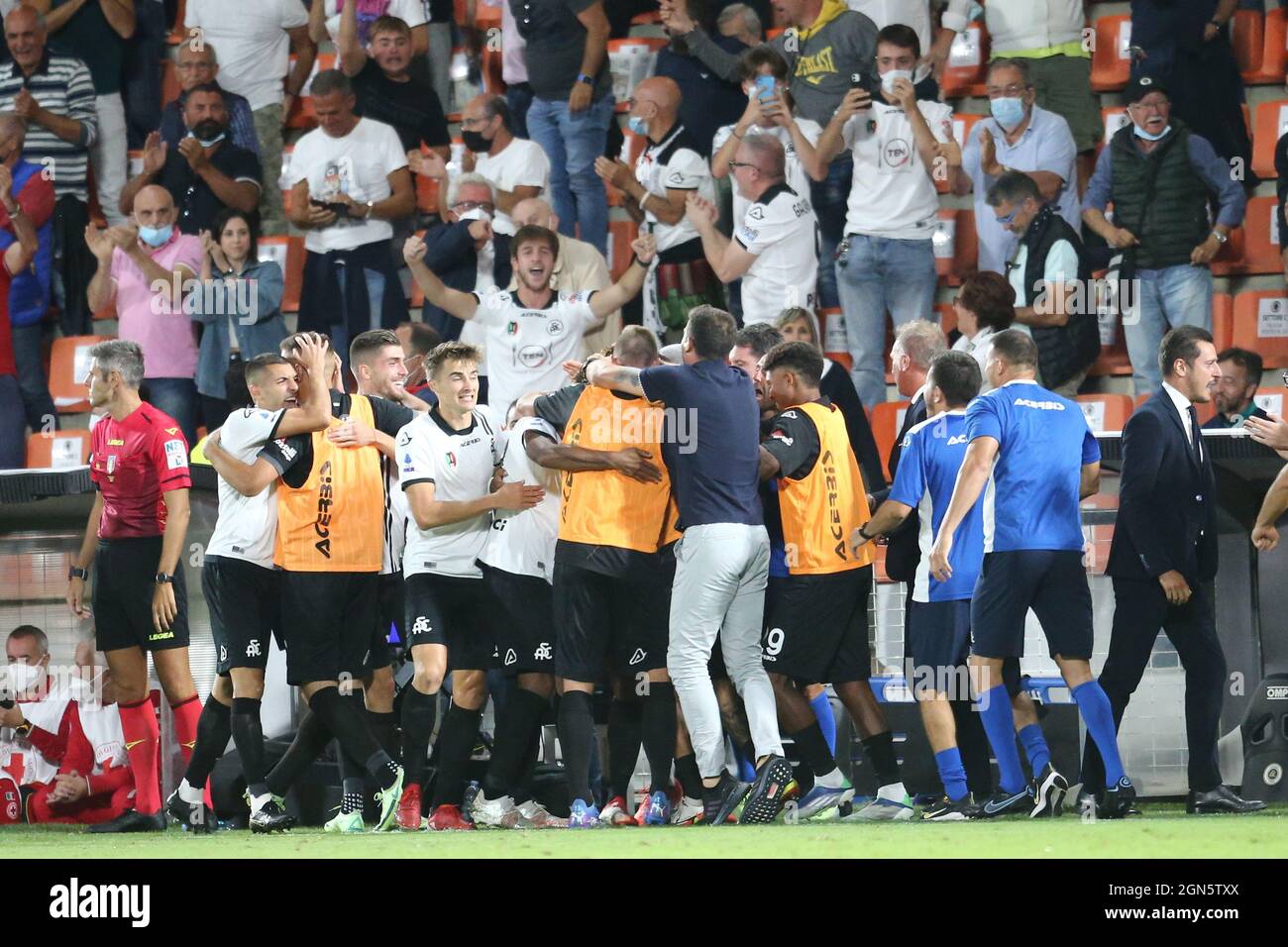 Janis Antiste, l'artiste français de Spezia, célèbre après avoir marquant un but lors de la série Un match de football entre Spezia et Juventus au stade Alberto Picco, la Spezia, en Italie, le 22 2021 septembre. Banque D'Images