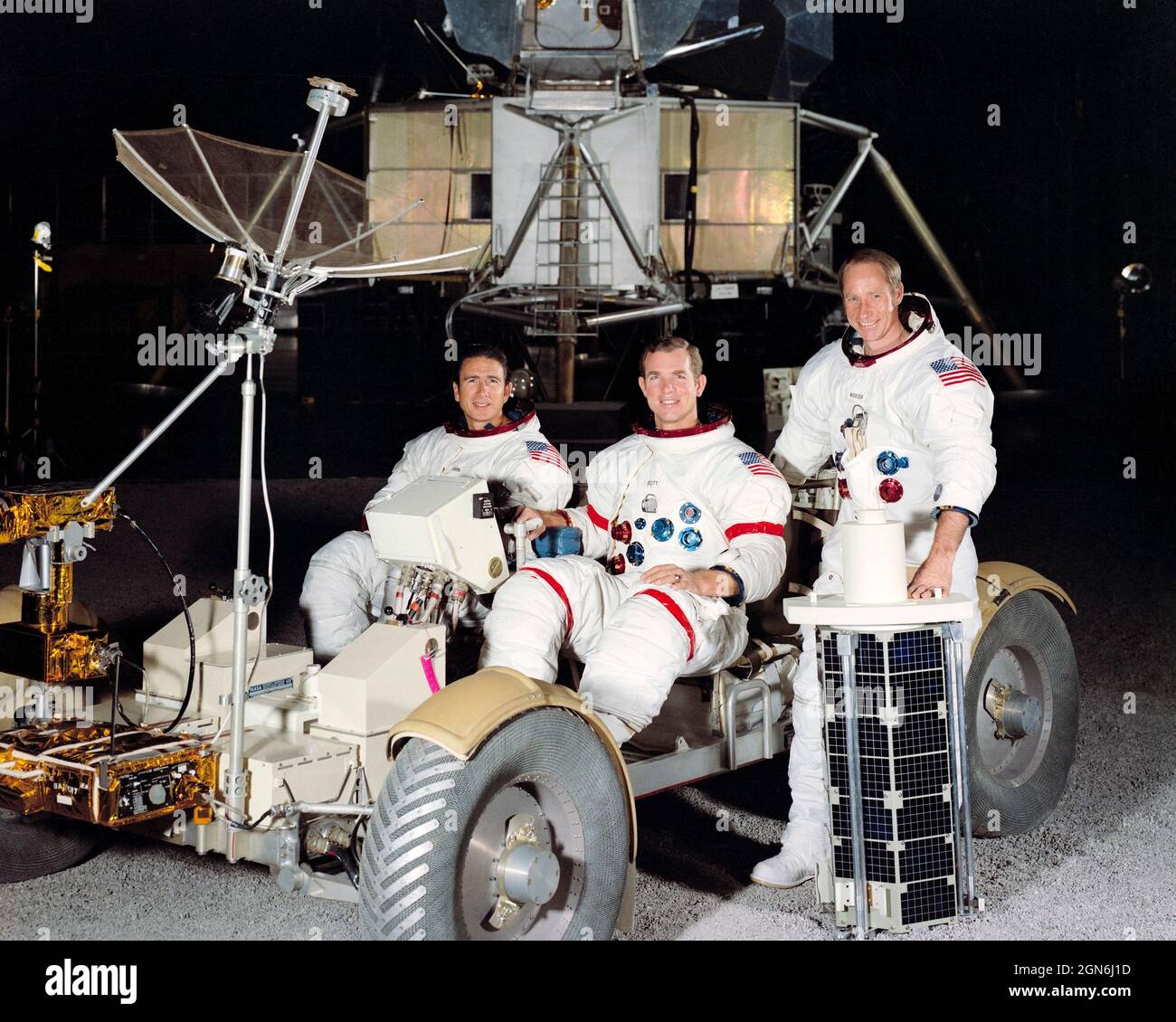 (Mars 1971) --- Ces trois astronautes ont été nommés par la National Aeronautics and Space Administration (NASA) comme le premier des hommes de l'équipage de la mission Apollo 15 lunar landing. Ils sont, de gauche à droite, James B. Irwin, pilote du module lunaire ; David R. Scott, commandant, et Alfred M. Worden, pilote du module de commande. Banque D'Images