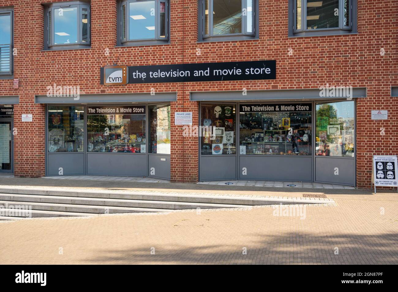 La boutique de télévision et de cinéma qui vend des articles de télévision et de cinéma dans le centre de la ville de Norwich, à côté du Forum Banque D'Images