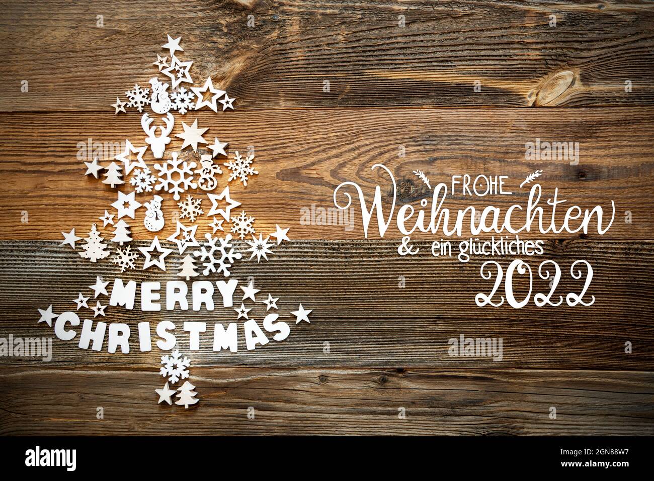Blanc Petits Articles De Decoration De Noel Construction De Sapin De Noel German Frohe Weihnachten Und Ein Glueckliches 22 Signifie Joyeux Noel Et Un Heureux Photo Stock Alamy