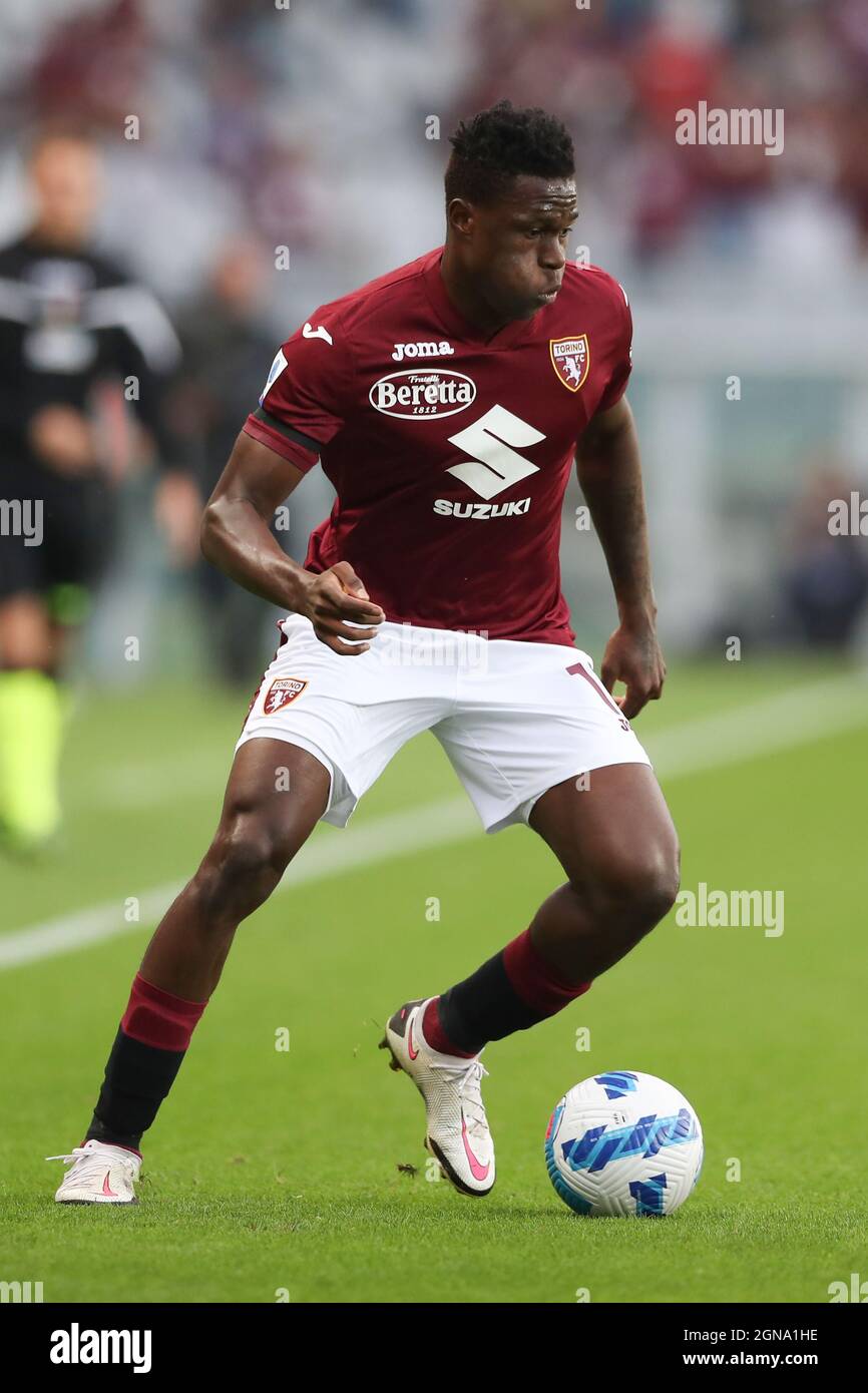 Turin, Italie. 23 septembre 2021. Wilfried Singo de Torino FC pendant le match de la série A au Stadio Grande Torino, Turin. Crédit photo à lire: Jonathan Moscrop/Sportimage crédit: Sportimage/Alay Live News Banque D'Images