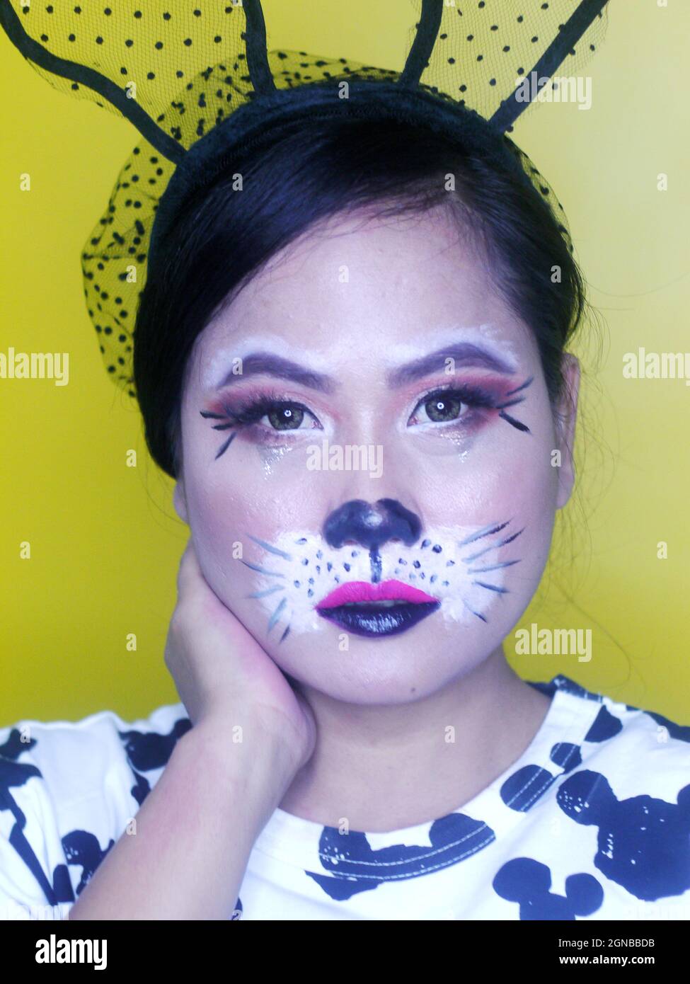 Portrait de fille asiatique avec maquillage fantaisie. Banque D'Images