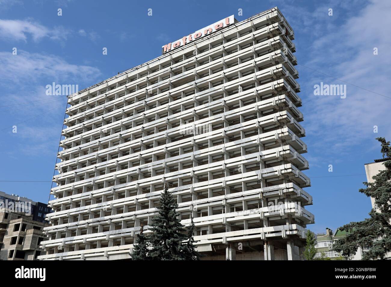 Hôtel national de l'époque soviétique dans le centre-ville de Chisinau Banque D'Images