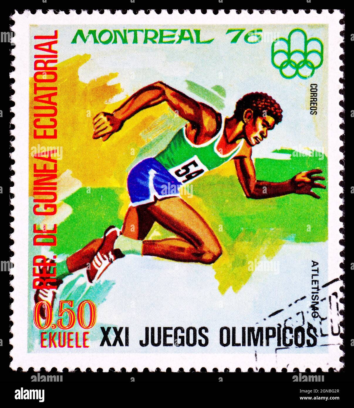 GUINÉE ÉQUATORIALE - VERS 1976 : timbre-poste de Guinée montrant Atletismo aux XXIes Jeux Olympiques de Montréal Banque D'Images