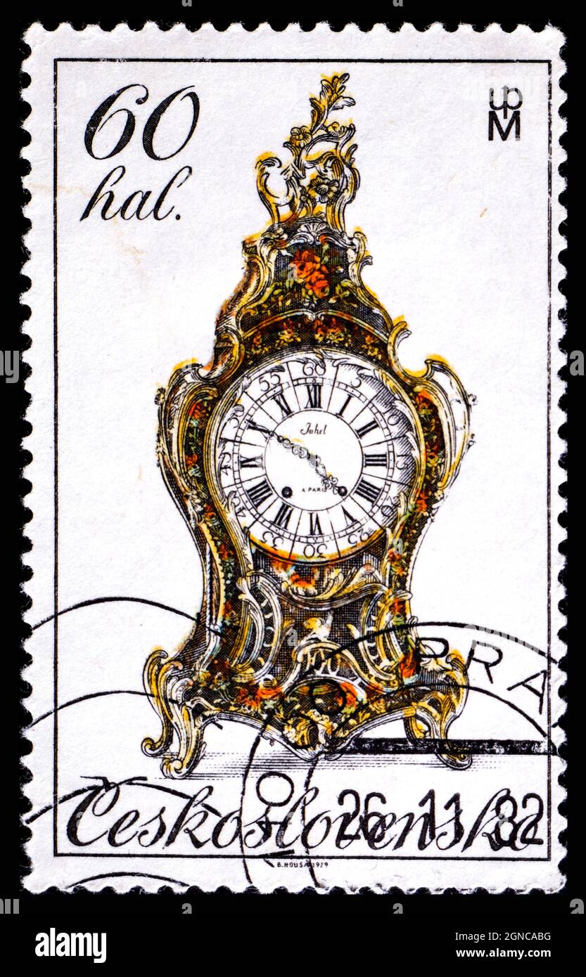 TCHÉCOSLOVAQUIE - VERS 1979: Un timbre imprimé en Tchécoslovaquie montre l'horloge de mantel Banque D'Images