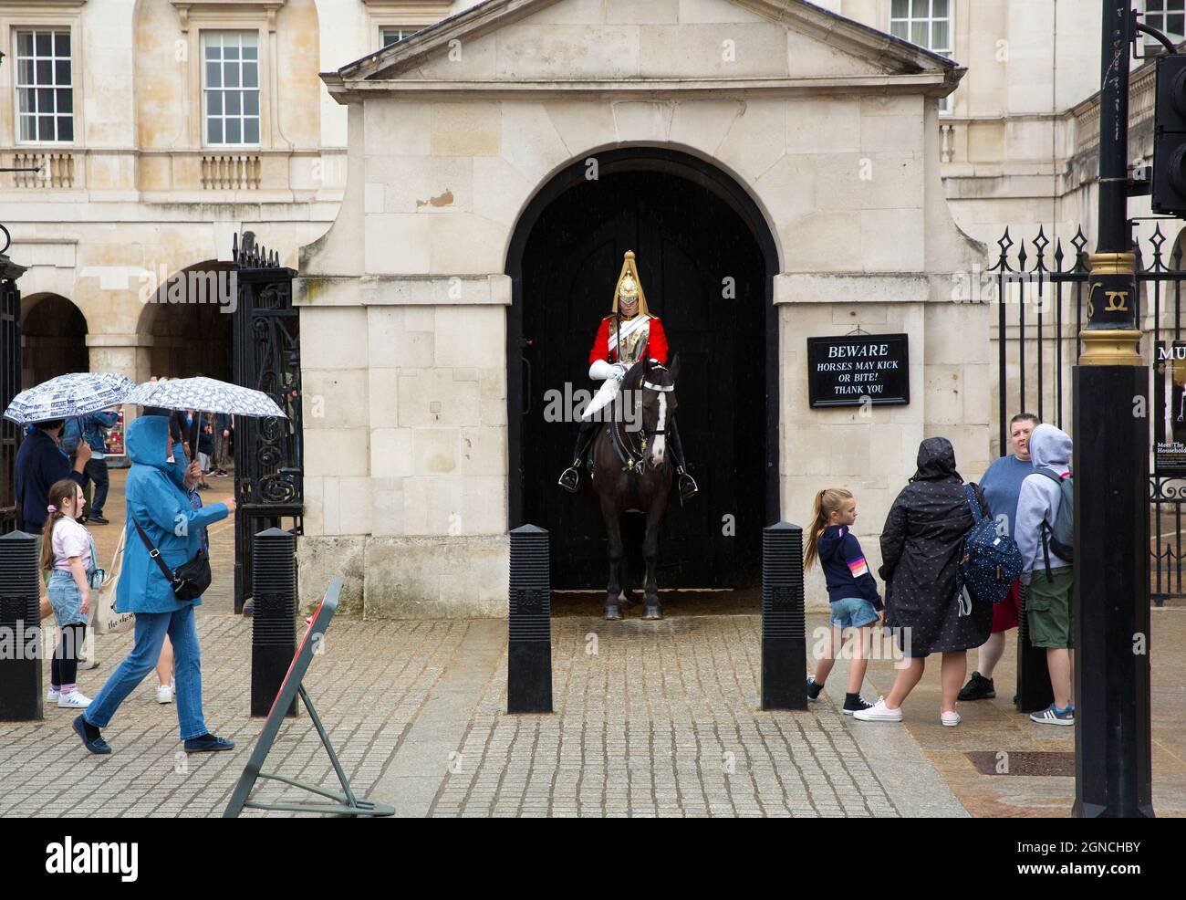 Les touristes sont vus à Westminster, Londres, le samedi 21 août 2021. Banque D'Images