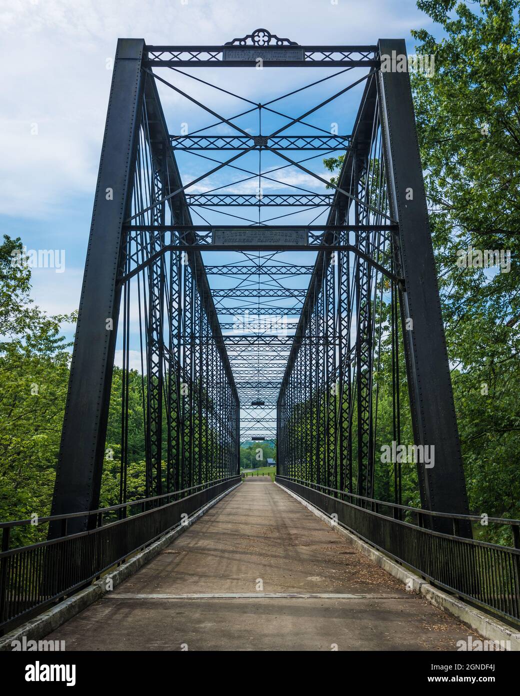 Pont historique de treillis de fer forgé triple Whipple - Indiana Banque D'Images
