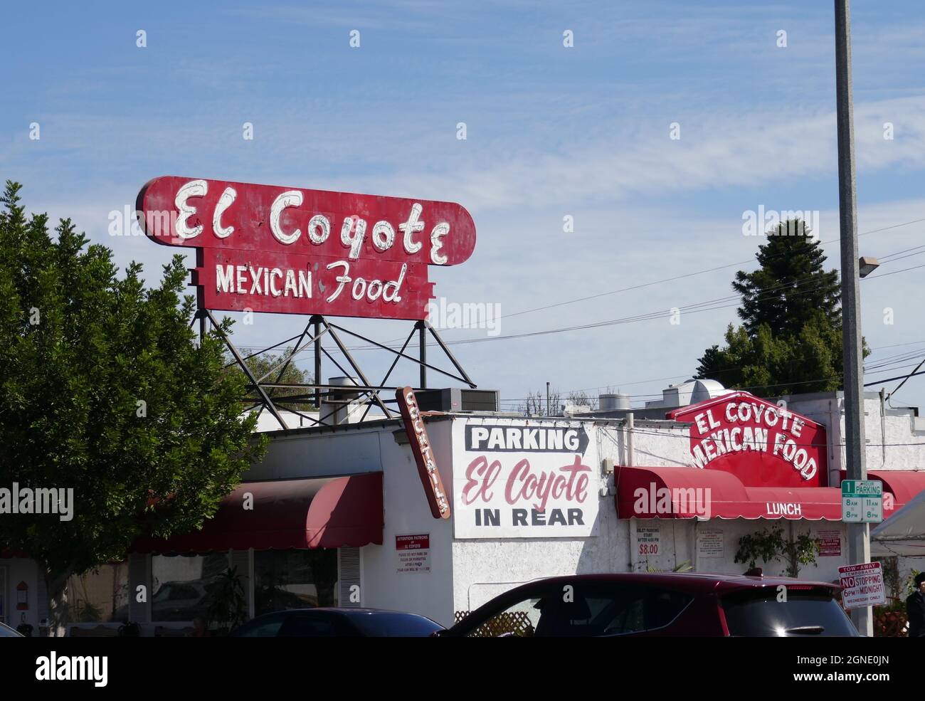 Los Angeles, Californie, États-Unis 22 septembre 2021 Une vue générale de l'atmosphère du restaurant mexicain El Coyote au 7312 Beverly Blvd le 22 septembre 2021 à Los Angeles, Californie, États-Unis. L'actrice Sharon Tate, Jay Sebring, Voytek Abigail Folder a eu leur dernier repas ici avant d'être assassinée le 8 août 1969. The Hills Reality TV Show filmé ici. Les célébrités qui ont mangé à El Coyote incluent la princesse Grace Kelly, Tony Curtis, Harrison Ford, Jane Fonda, Christopher Lloyd, Joni Mitchell, Ryan Gosling, River Phoenix, David Lynch. Photo par Barry King/Alay stock photo Banque D'Images