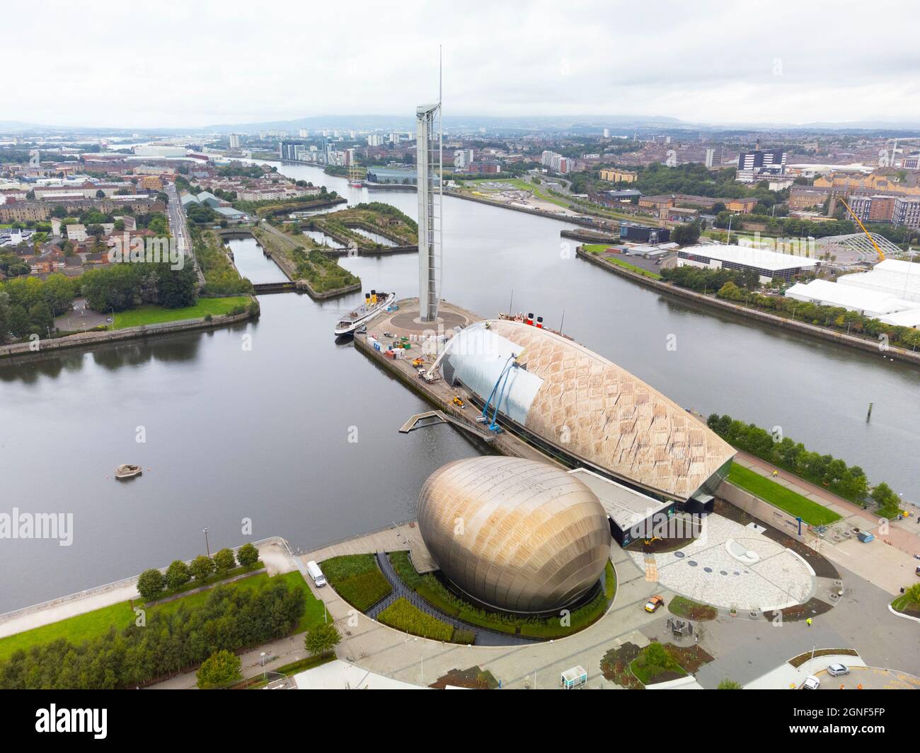 Vues aériennes du site de la conférence et du sommet internationaux COP26 sur les changements climatiques qui se tiendra à Glasgow en novembre 2021. Banque D'Images