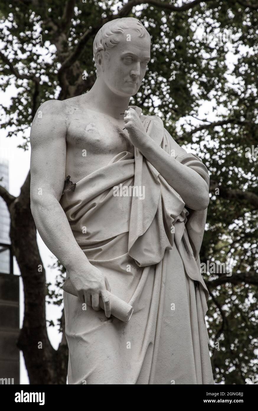 Londres, Denkmal für Ministre William Huskisson 1770-1830 von John Gibson dans Pimlico Gardens. Huskisson war das erste proéminente Todesopfer eines Eisen Banque D'Images