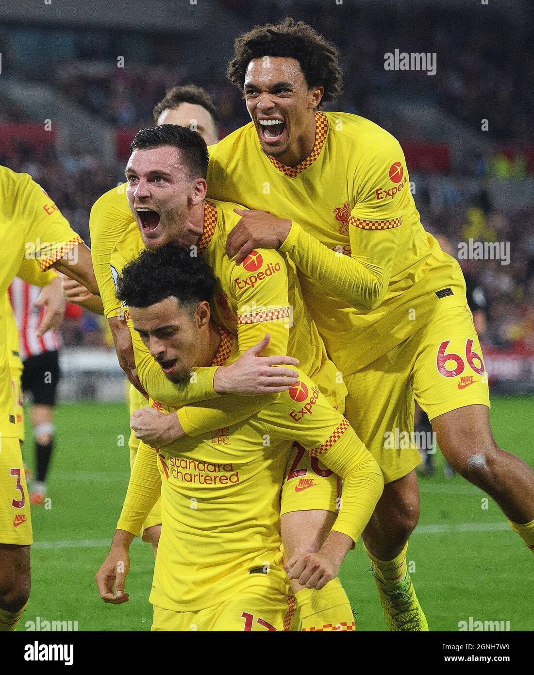 Londres, Royaume-Uni. 25 septembre 2021. 25 septembre 2021 - Brentford c. Liverpool - Curtis Jones, de la Premier League de Liverpool, célèbre ses scores dans la seconde moitié. Crédit photo : crédit: Mark pain/Alamy Live News Banque D'Images