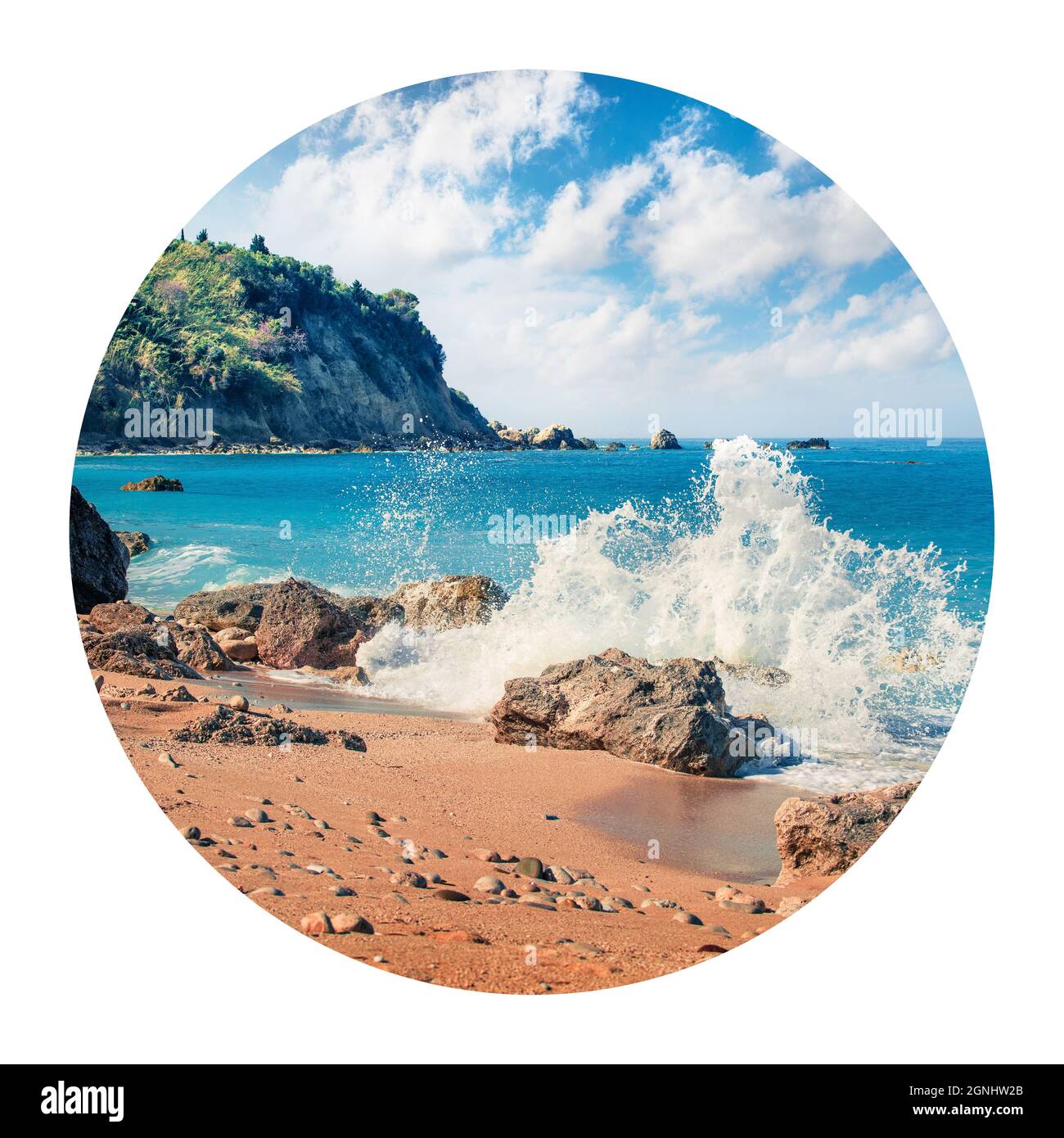 Icône ronde de la nature avec paysage. Belle vue sur la plage d'Avali. Soleil matin paysage marin de la mer Ionienne. Belle scène extérieure de Lefkada I Banque D'Images