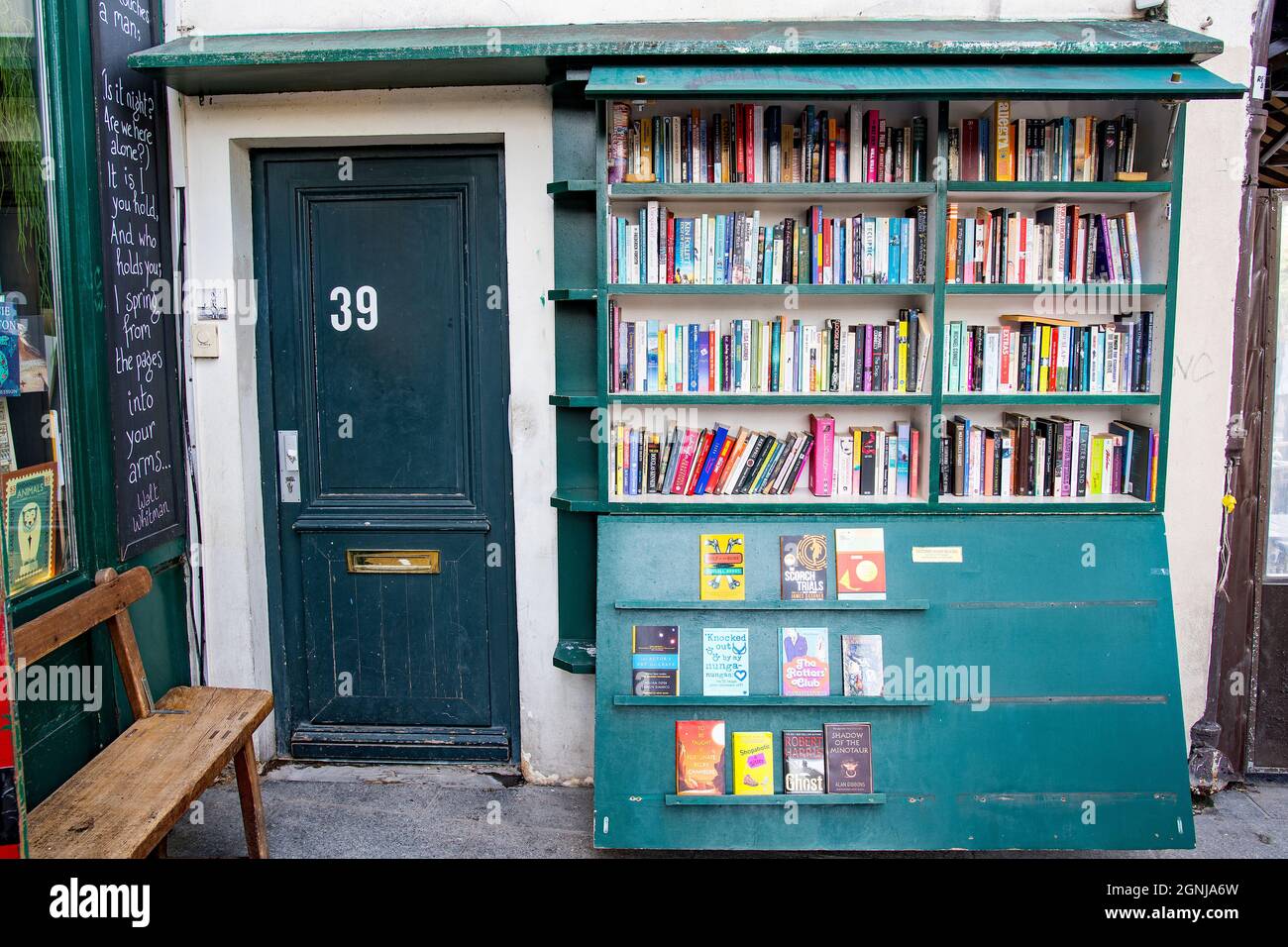 Shakespeare and Company, les célèbres librairies de langue anglaise de Paris Banque D'Images