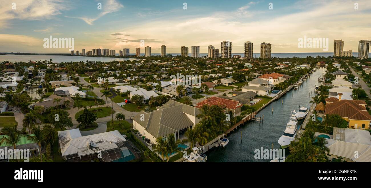 Vue aérienne depuis Singer Island dans West Palm Beach en Floride Banque D'Images