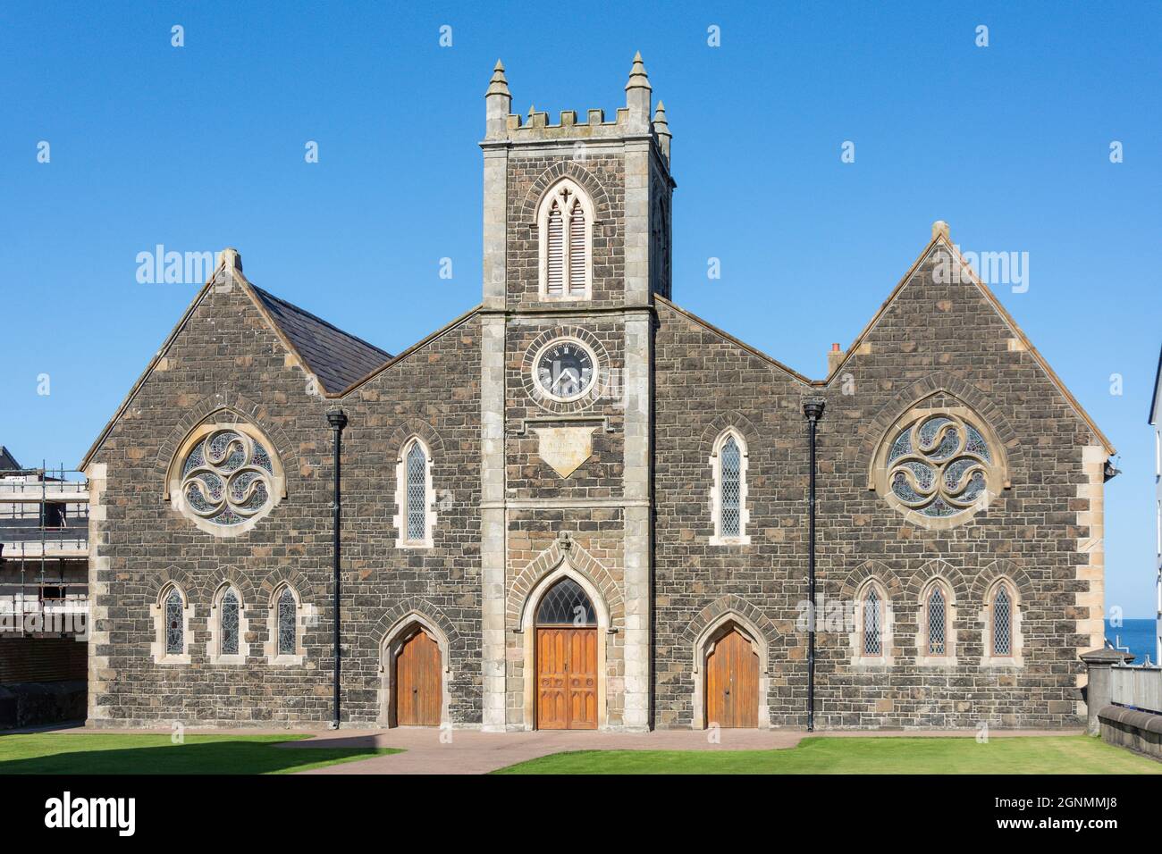 Église de la Sainte Trinité de Ballywilan, rue principale, Portrush (Port Rois), Comté d'Antrim, Irlande du Nord, Royaume-Uni Banque D'Images