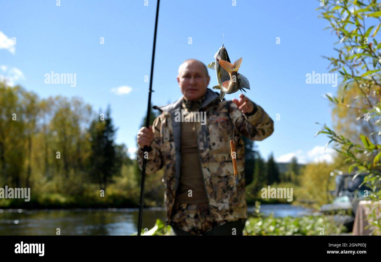 Vladimir Putin Fishing Banque De Photographies Et D images Haute Vladimir Putin Fishing Banque De Photographies Et D images Haute