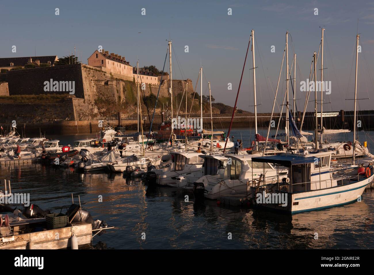 Dans et autour du port du Palais sur Belle-Isle en Mer Banque D'Images