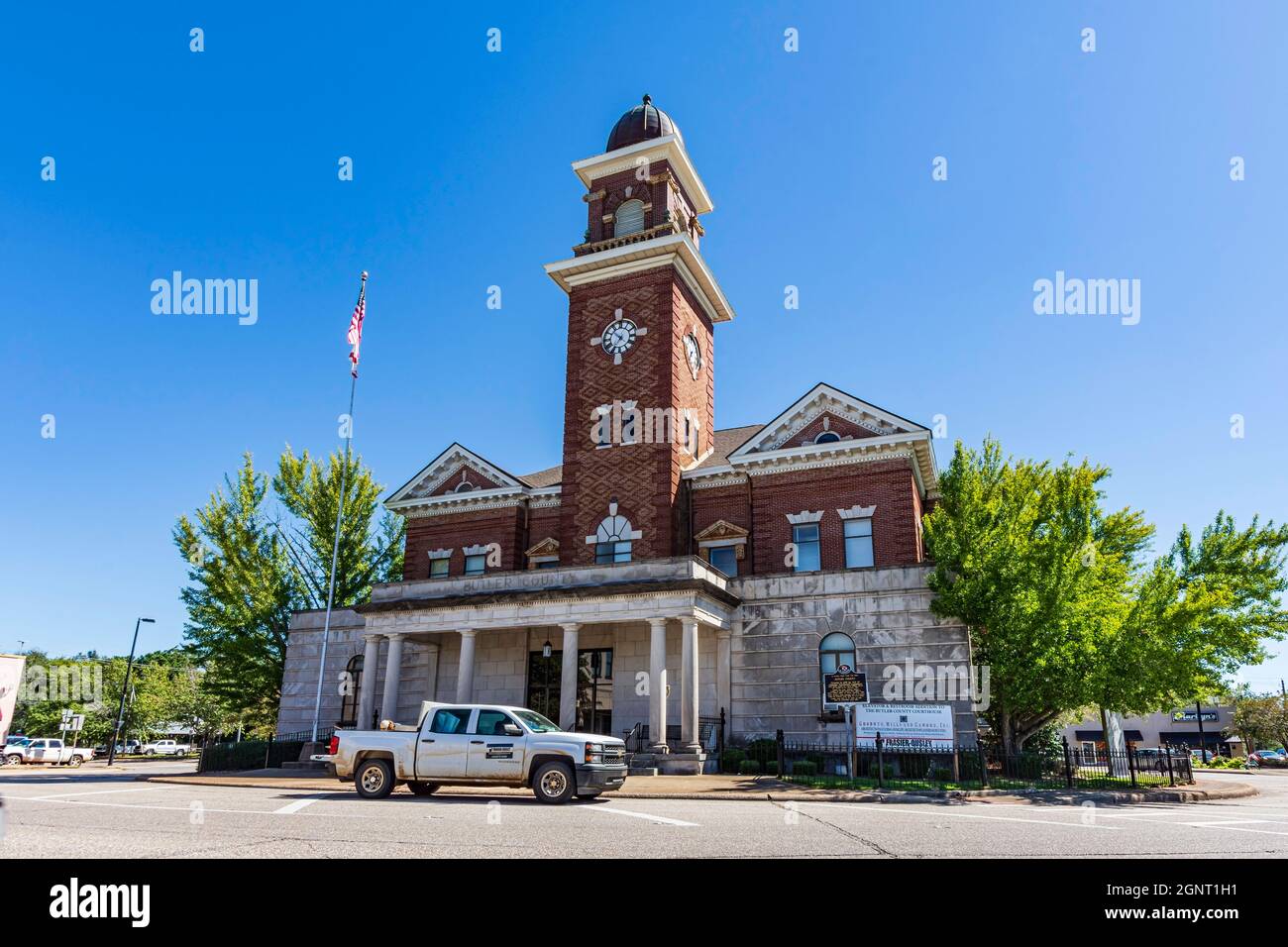 Greenville, Alabama, États-Unis - 24 septembre 2021 : palais de justice historique du comté de Butler construit en 1903. Greenville a été installé pour la première fois en 1819 par des colons travelin Banque D'Images