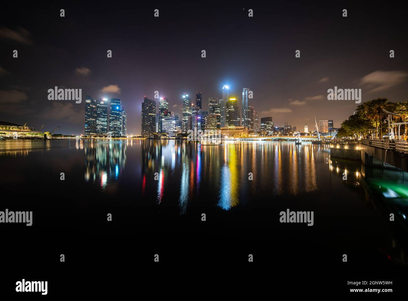 Singapour de nuit, prise de vue à Marina Bay Banque D'Images