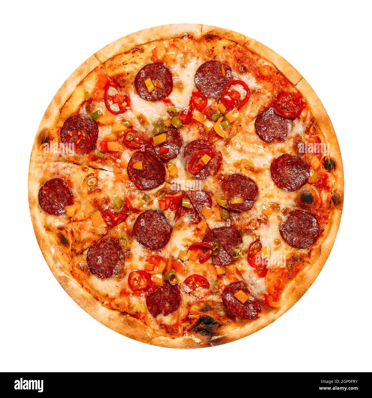 Pizza mexicaine isolée avec chorizo et jalapeno Banque D'Images