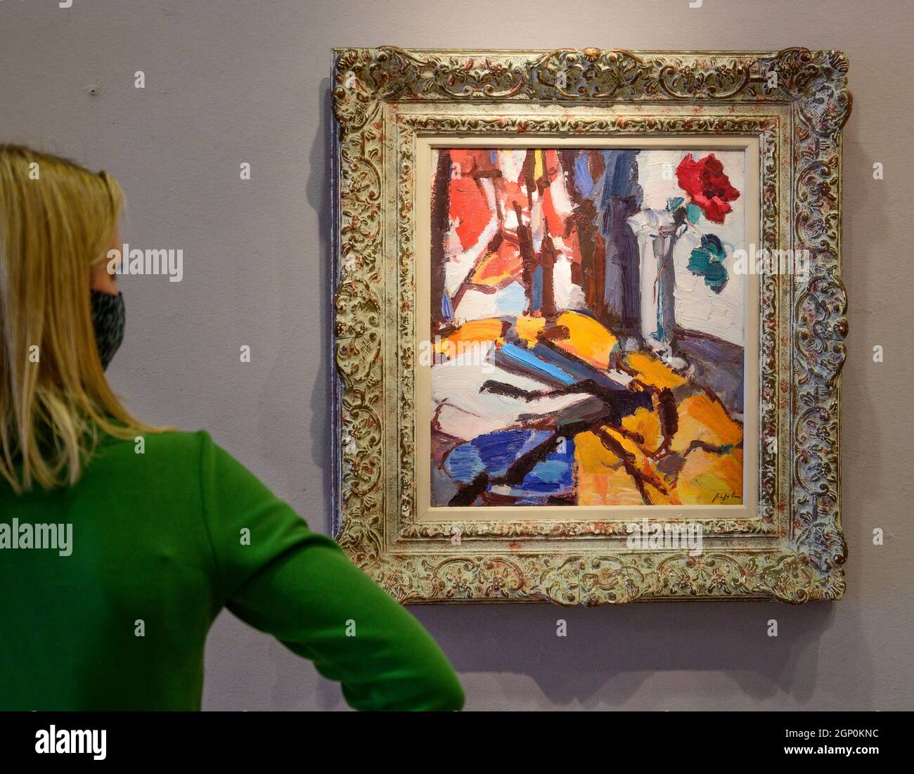 Bonhams, Londres, Royaume-Uni. 28 septembre 2021. La vente écossaise, y compris les œuvres des Ecossais Colorists, a lieu à Bonhams Édimbourg le 14-15 octobre 2021 en profitant d'Amnesty International et de médecins sans frontières. Ils comprennent Samuel John emploi, Red Rose, £100,000-150,000. Crédit : Malcolm Park/Alay Live News Banque D'Images