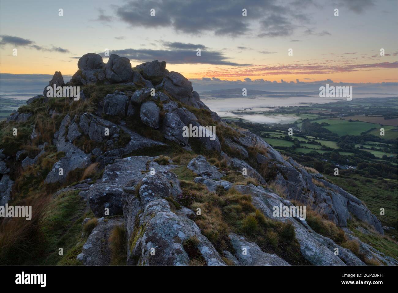 Inversion de nuages sur Sharptor Bodmin Moor Banque D'Images