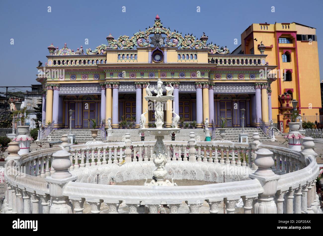 Jain temple, Kolkata, West Bengal, India Banque D'Images