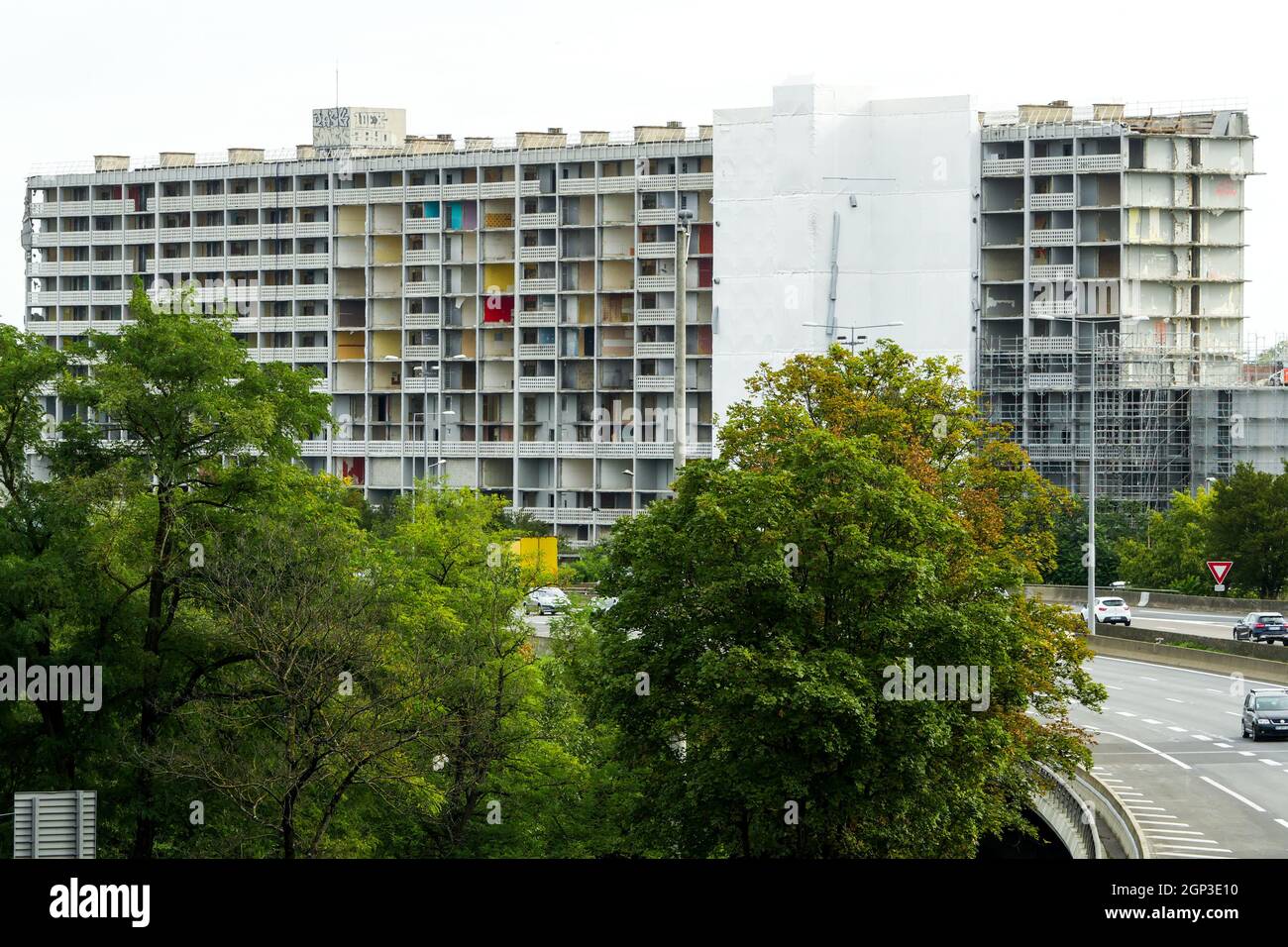 Démolition du bâtiment UC1, quartier Parilly, Bron, banlieue est de Lyon, Rhône, RÉGION AURA, France Banque D'Images