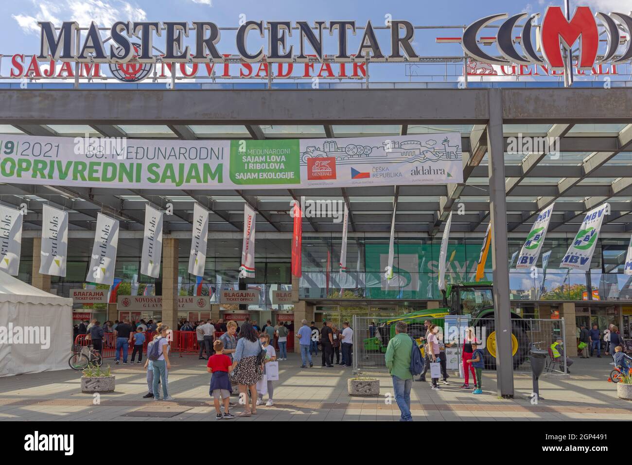 Novi Sad, Serbie - 18 septembre 2021 : journée d'ouverture de la foire agricole au bâtiment Master Expo Centre. Banque D'Images