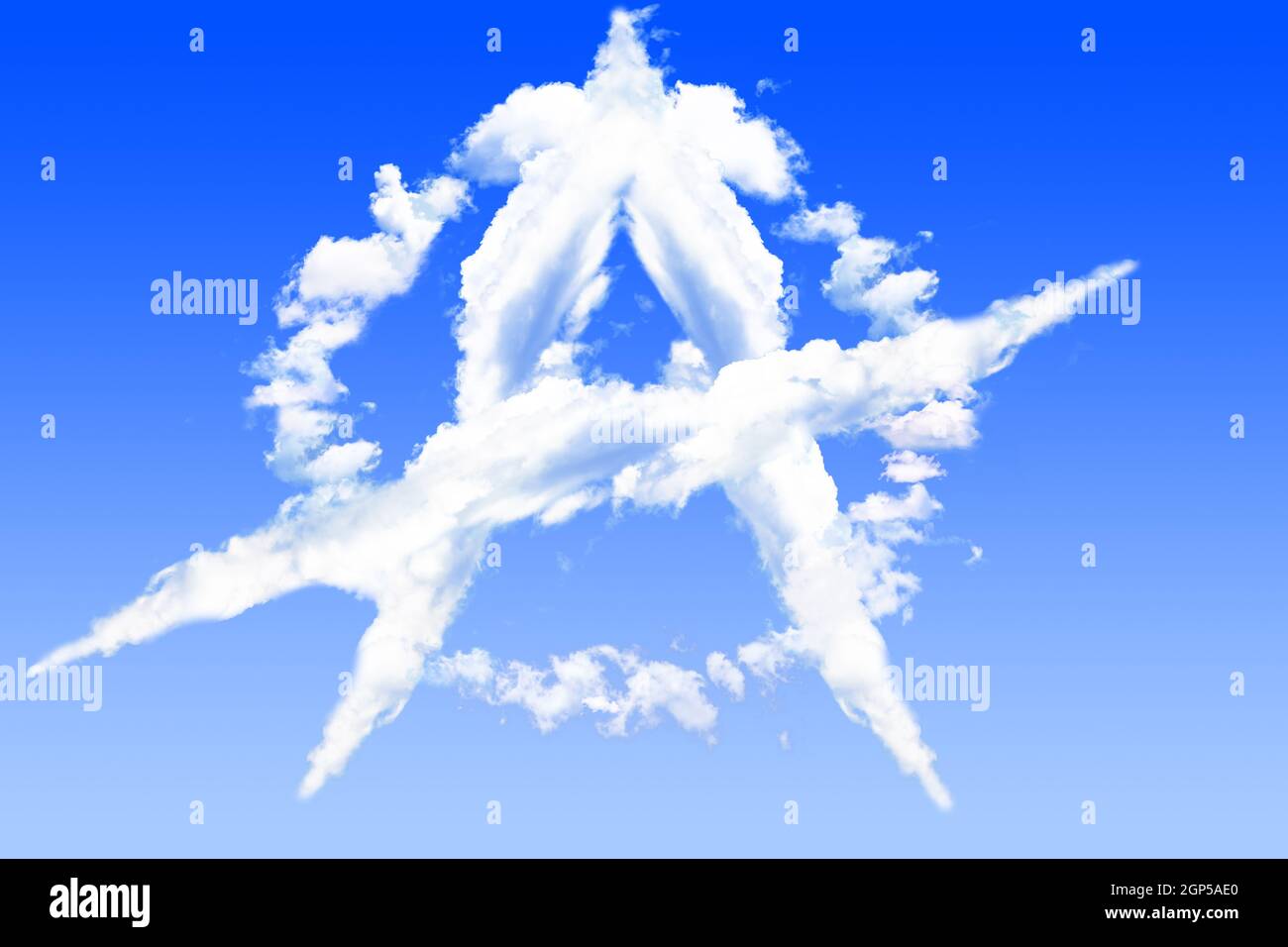 Signe d'anarchie nuage blanc isolé sur ciel bleu vue, arrière-plan propre Banque D'Images
