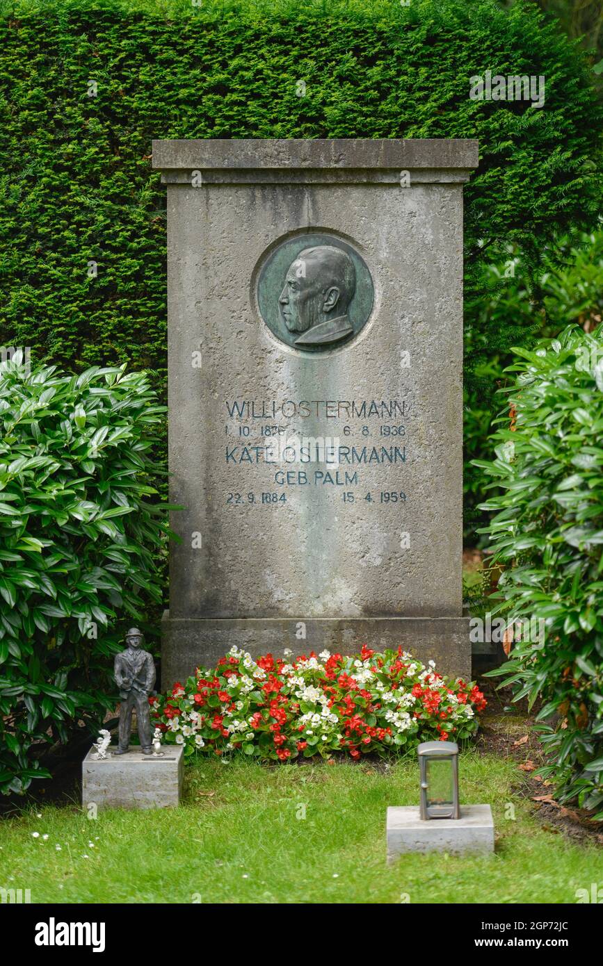 Tombe d'honneur, Willi Ostermann, cimetière de Melaten, Aachener Strasse, Lindenthal, Cologne, Rhénanie-du-Nord-Westphalie, Allemagne Banque D'Images