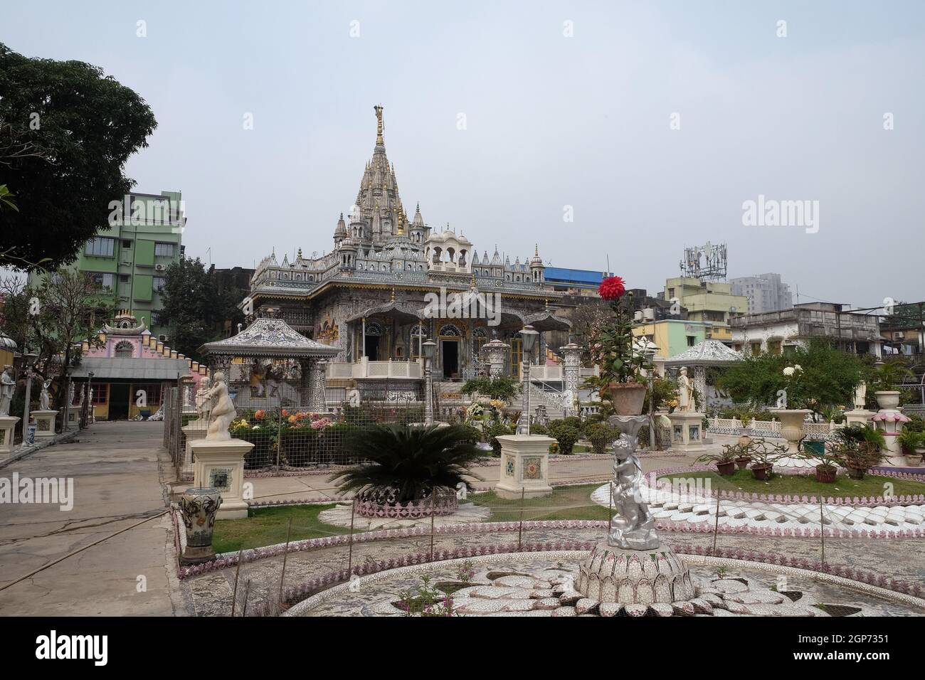 Jain Temple (également appelé Parshwanath Temple) est un temple Jain à Badridas Temple Street à Kolkata, Bengale occidental, Inde Banque D'Images
