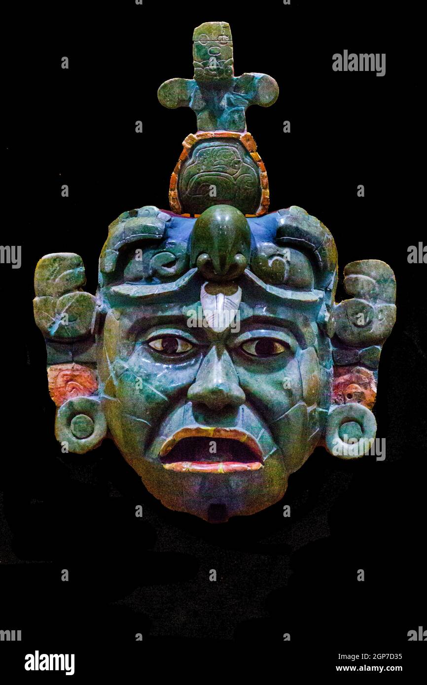 Masque funéraire Jade, Classique tardif 600-900, Tikal, Musée national d'archéologie et d'ethnologie, Ceibal, Peten, Guatemala Banque D'Images