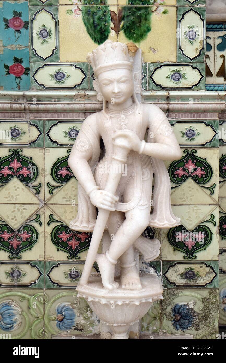 Le temple Jain (également appelé temple Parshwanath) est un temple Jain à Badridas Temple Street est une attraction touristique majeure à Kolkata, Bengale occidental, Inde Banque D'Images