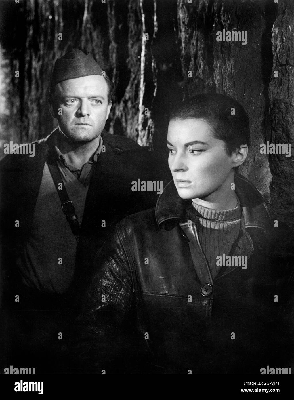 Van Heflin, Sylvana Mangano, sur le tournage du film, 'Jovanka et les autres', aka 'Five Branded Women', Paramount Pictures, 1960 Banque D'Images