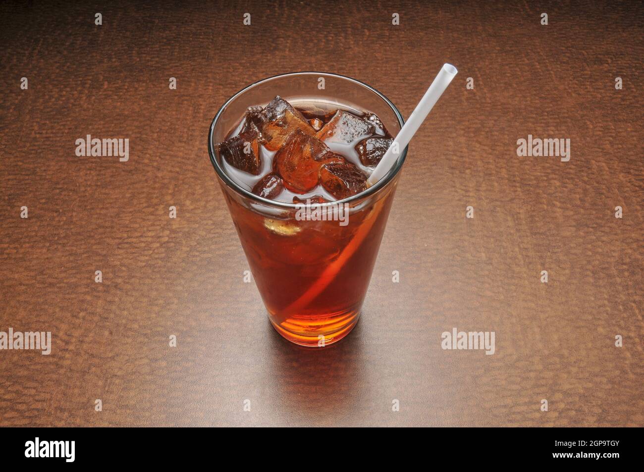 Verre froid de thé glacé traditionnel du sud Banque D'Images