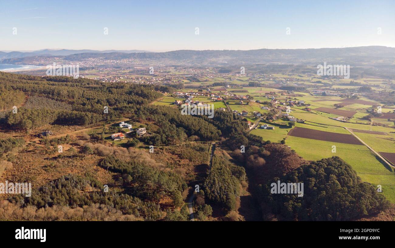 Vue aérienne d'un petit village de Galice au nord-ouest de l'Espagne Banque D'Images