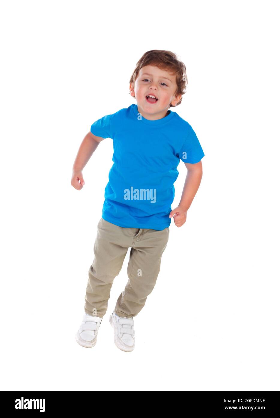 Beau petit enfant trois ans portant des T-shirt était bleu sur fond blanc Banque D'Images