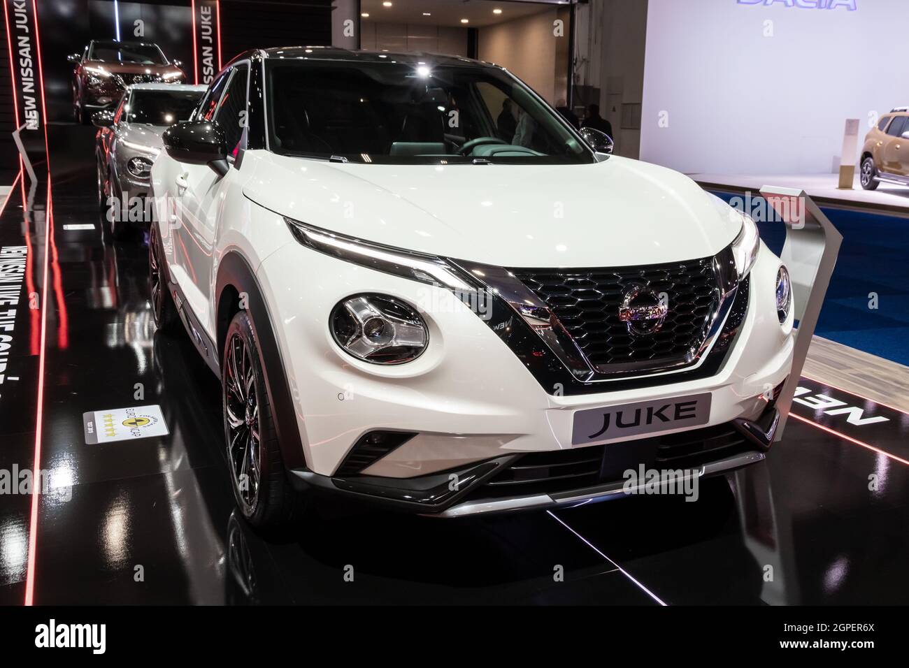 Le modèle de la voiture Nissan Juke est présenté au salon automobile Autosalon 2020. Bruxelles, Belgique - 9 janvier 2020. Banque D'Images