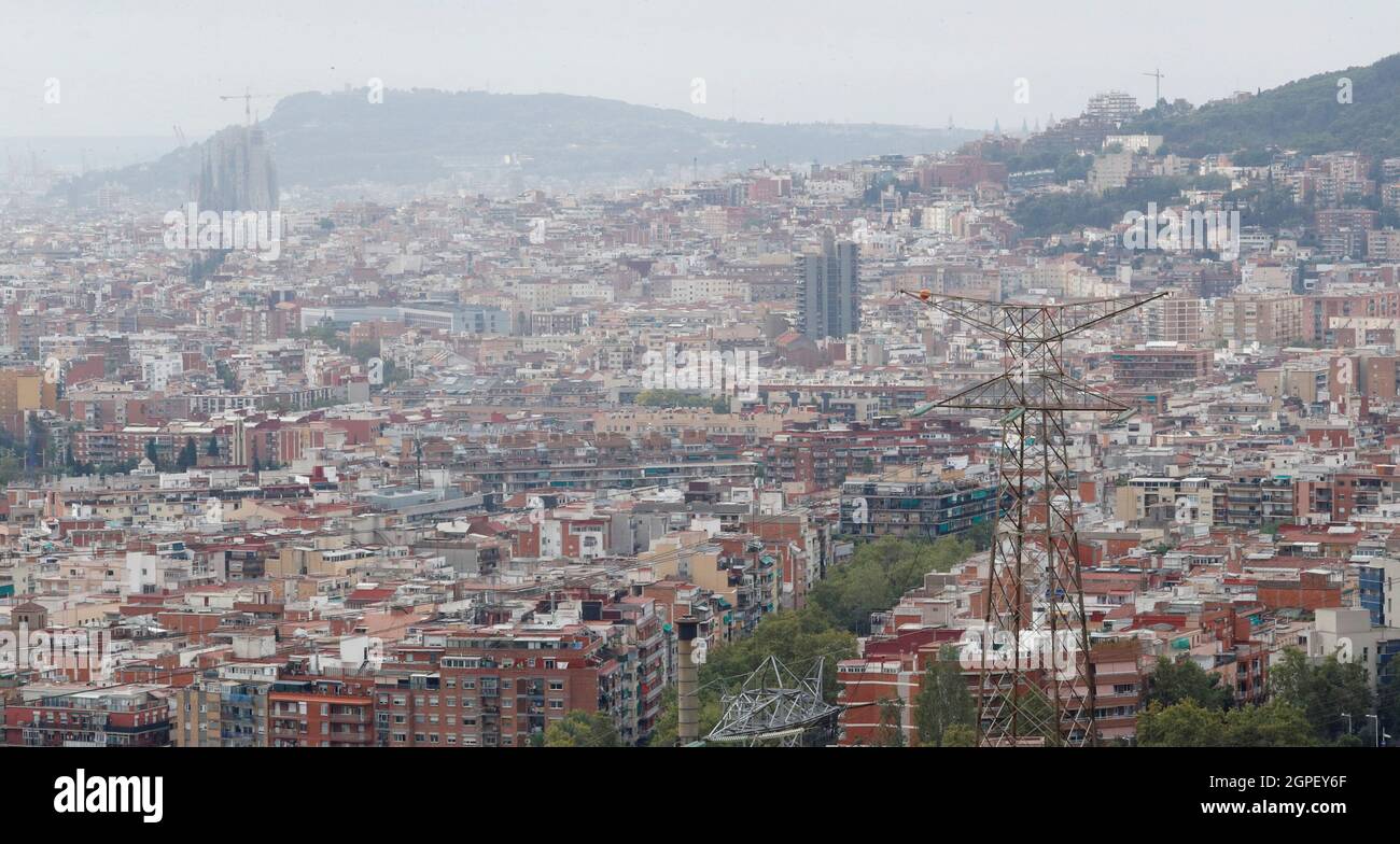 Pylones lignes à haute tension espagne Banque de photographies et d