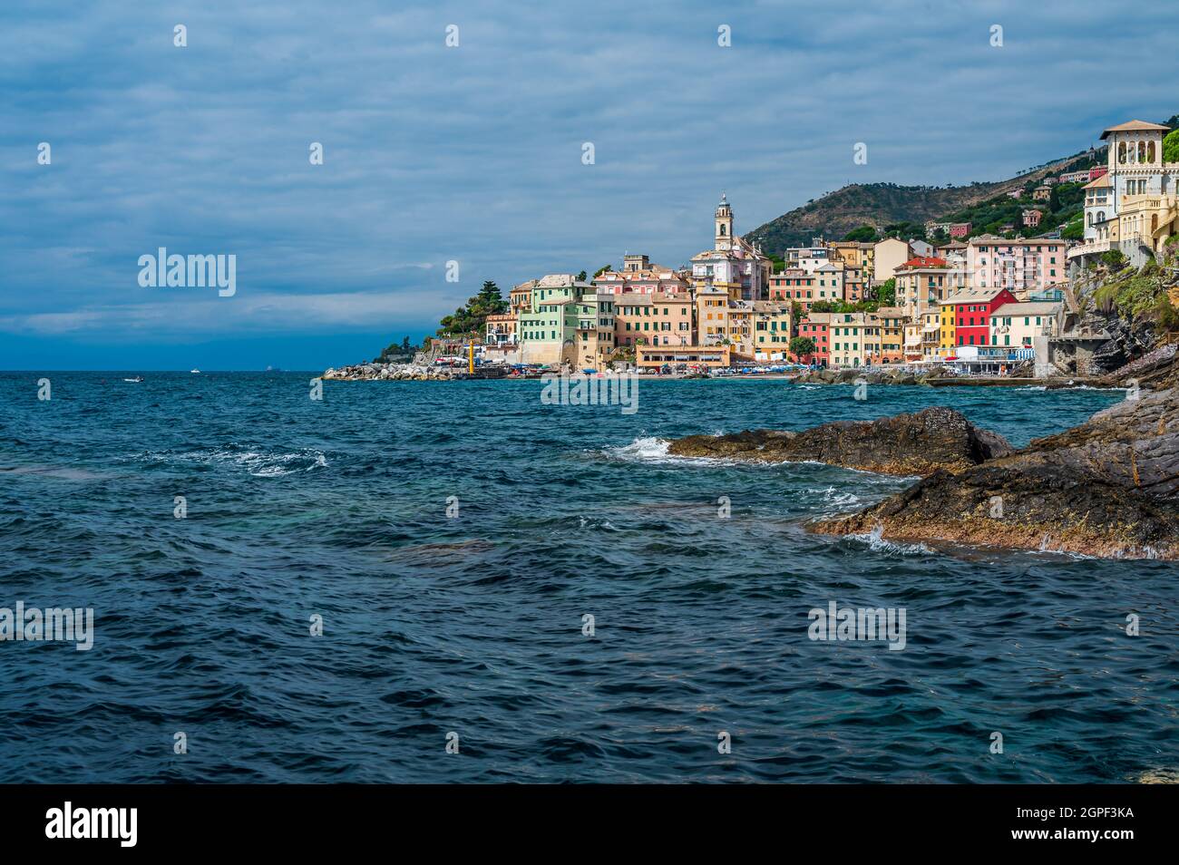 Vue sur l'ancien village de Bogliasco, sur la Riviera italienne Banque D'Images