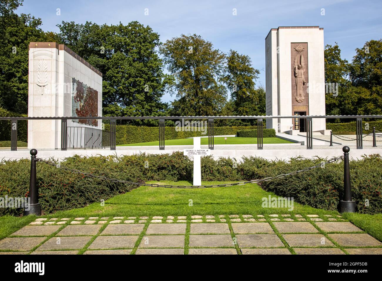 HAMM, LUXEMBOURG - 22 septembre 2021: Cimetière américain et Mémorial avec enterrement du général de troisième armée George S. Patton jr. Au Luxembourg Banque D'Images