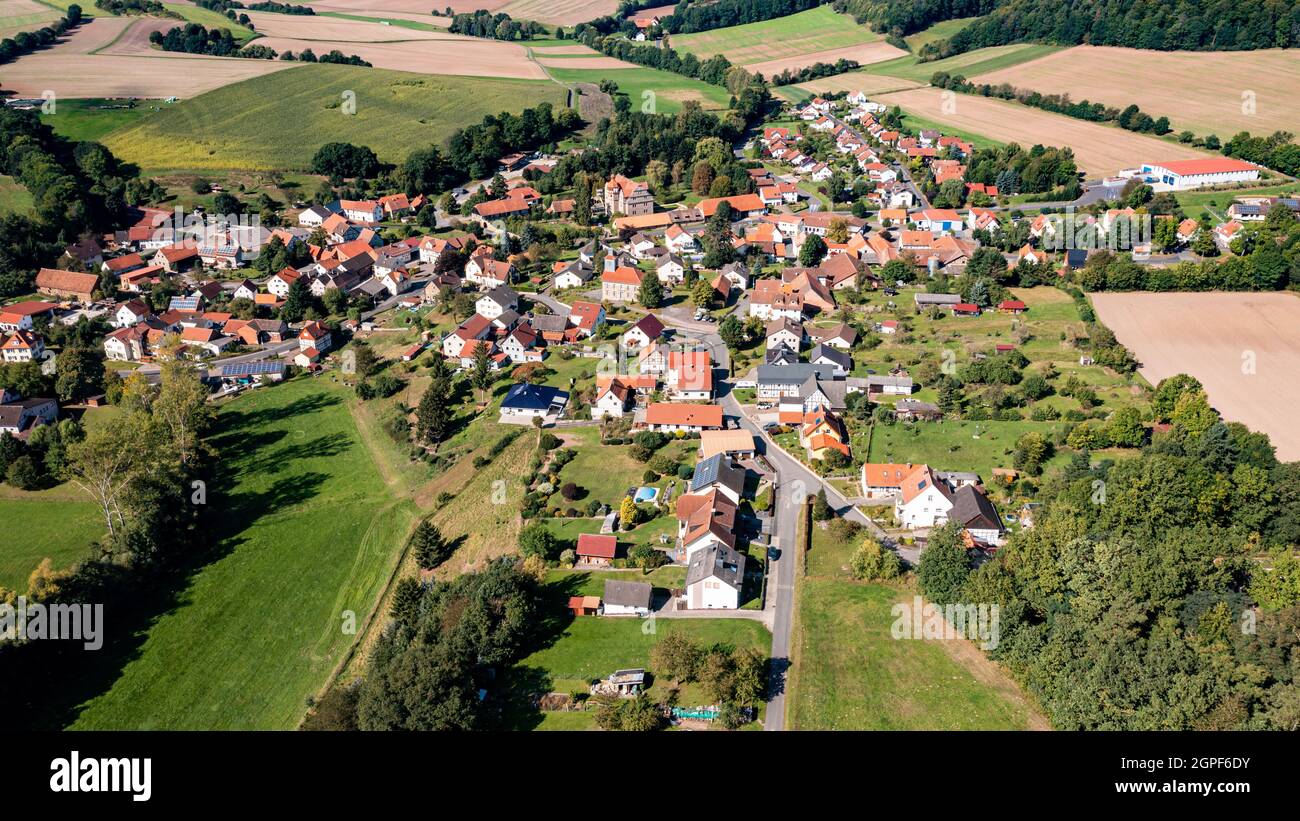 Le village de Nesselröden à Hesse en Allemagne Banque D'Images