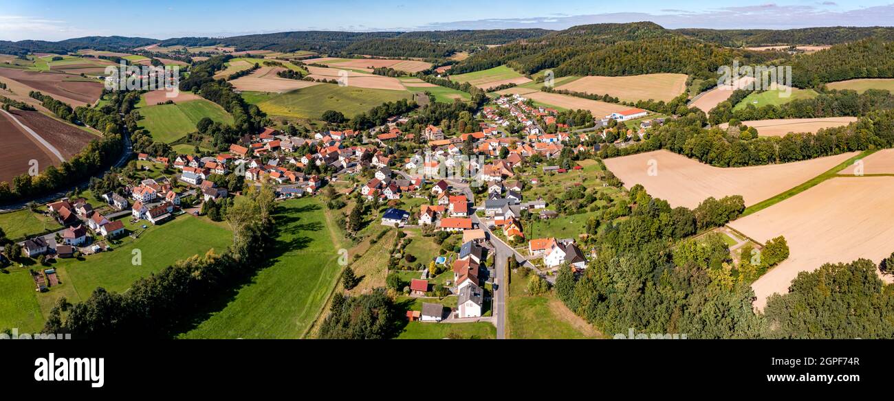 Le village de Nesselröden à Hesse en Allemagne Banque D'Images