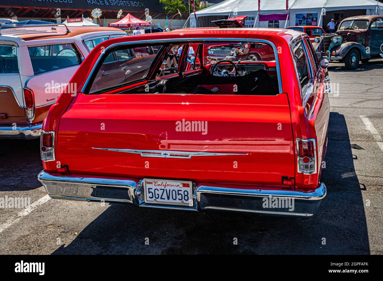 Reno, NV - le 4 août 2021 : familiale Chevrolet Chevelle Malibu 1964 à un salon de l'auto local. Banque D'Images