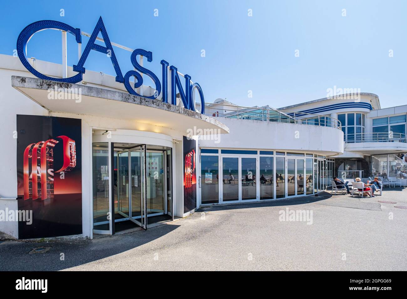 France, Côtes d'Armor, Pleneuf-Val-Andre, Casino Val-André ou la Rotonde Construit en 1934 Banque D'Images