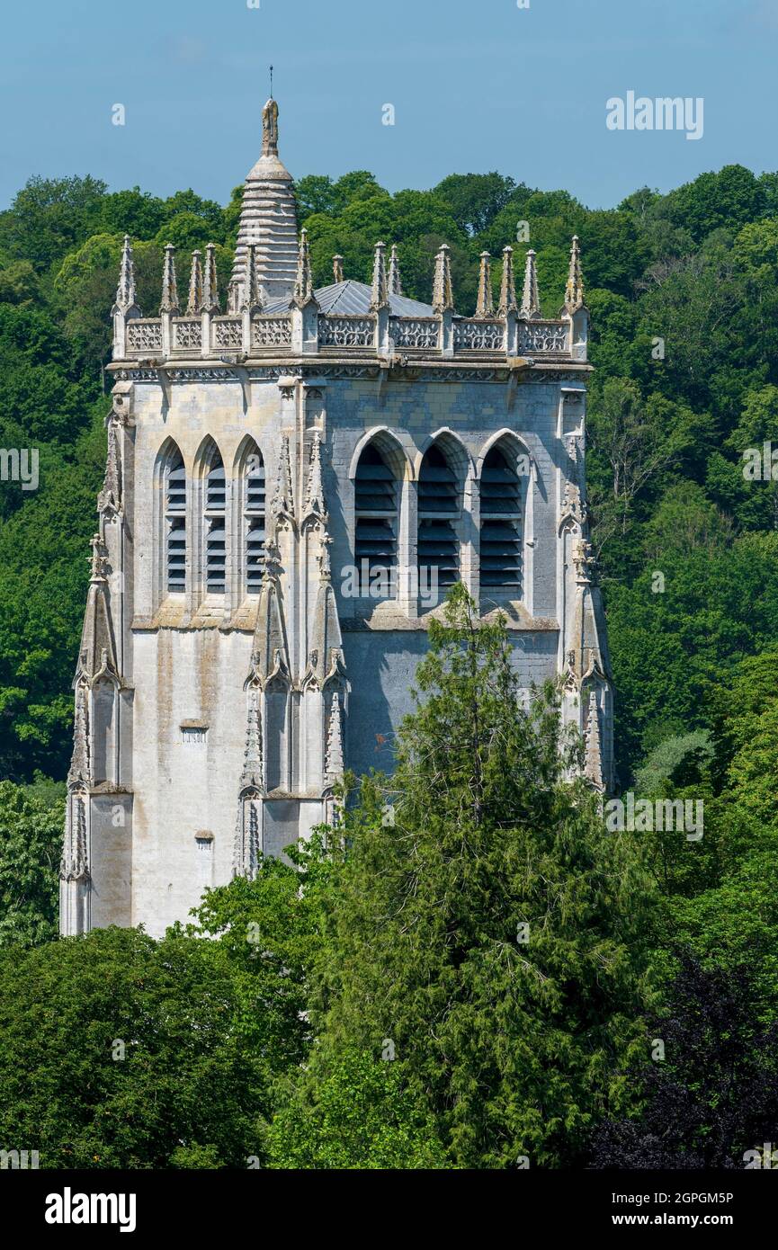 France, Eure, le bec Hellouin, a marqué les plus beaux villages de France, l'abbaye notre Dame du bec, l'abbaye bénédictine catholique, la Tour Saint Nicolas du XVe siècle Banque D'Images