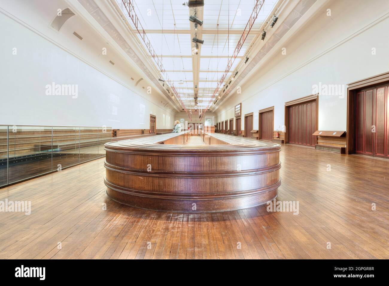 France, Manche, Cotentin, Cherbourg, Cité de la mer (ville de la mer), lieu historique où les paquebots transatlantiques, a quitté la salle des bagages Banque D'Images