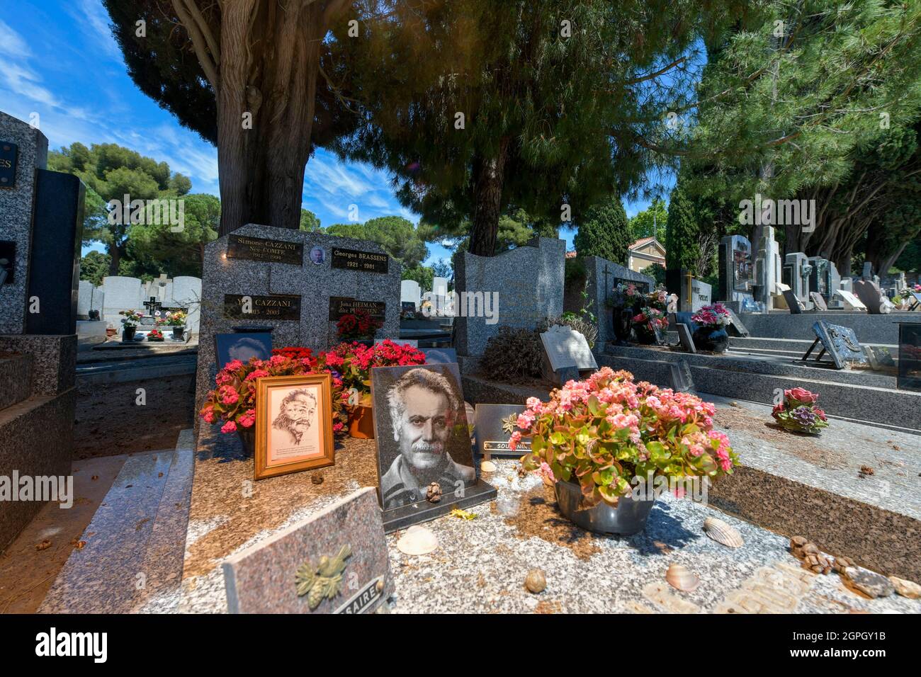 France, Herault, Sète, Brassens route, cimetière Py où repose l'artiste  Photo Stock - Alamy