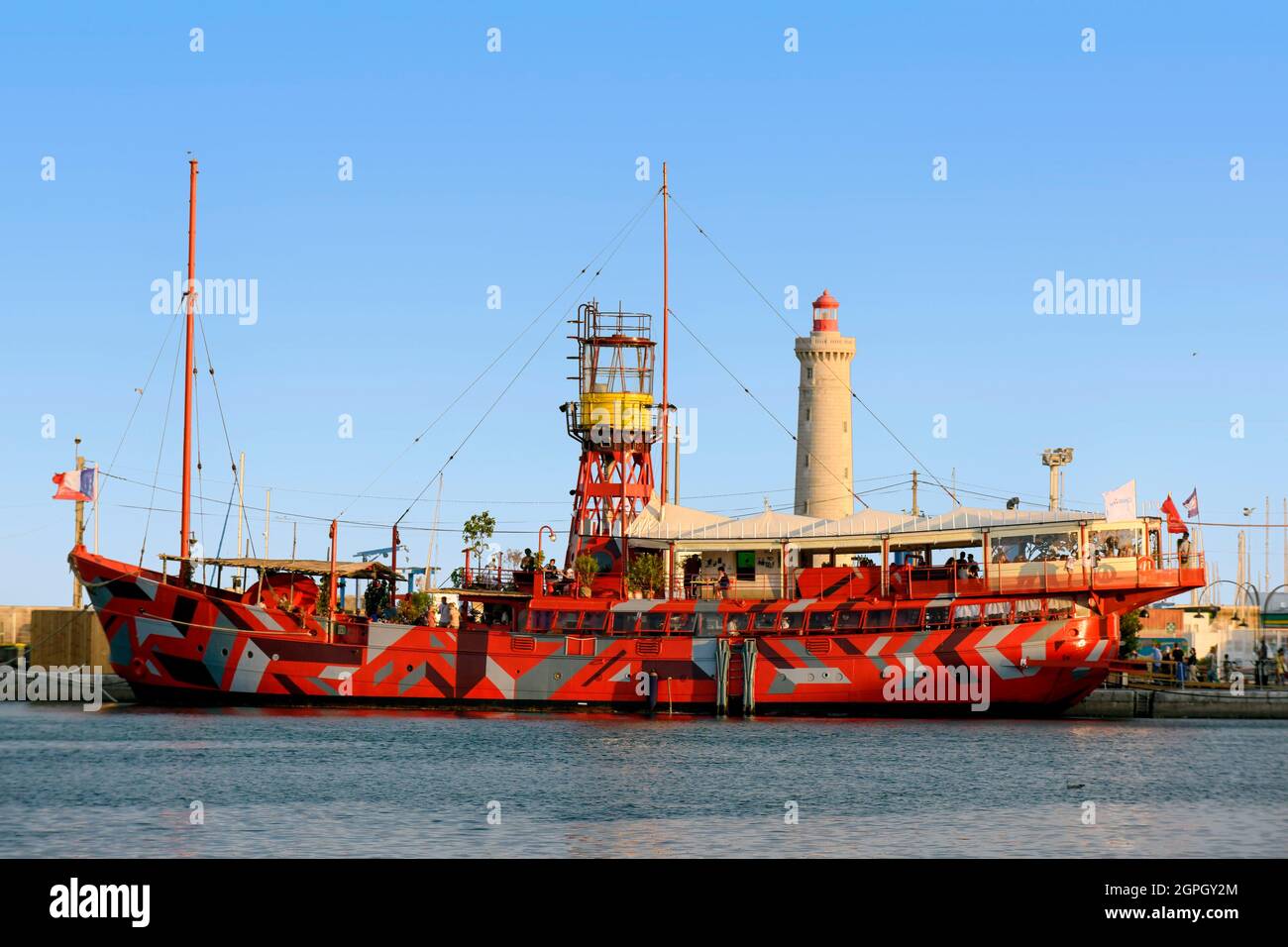 France, Herault, Sète, quai marocain, bateau phare Roquerols, Route des  Brassens Photo Stock - Alamy